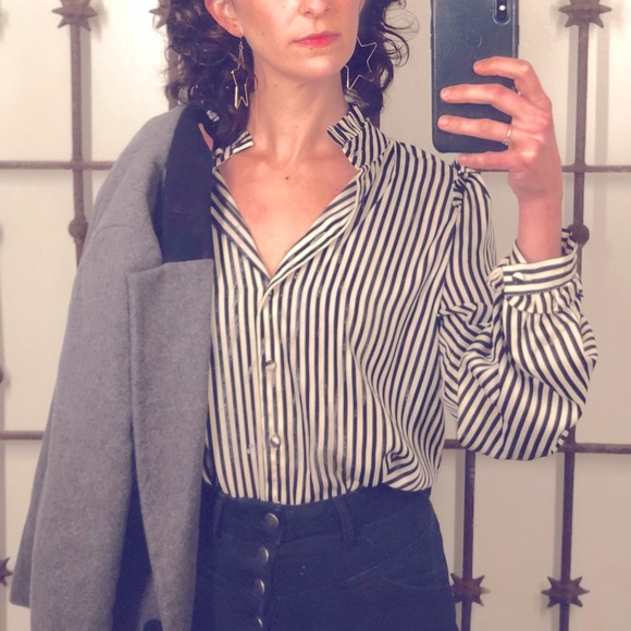 👋 hello fellow poshers - thanks for swinging by! - Picture 3 of 6